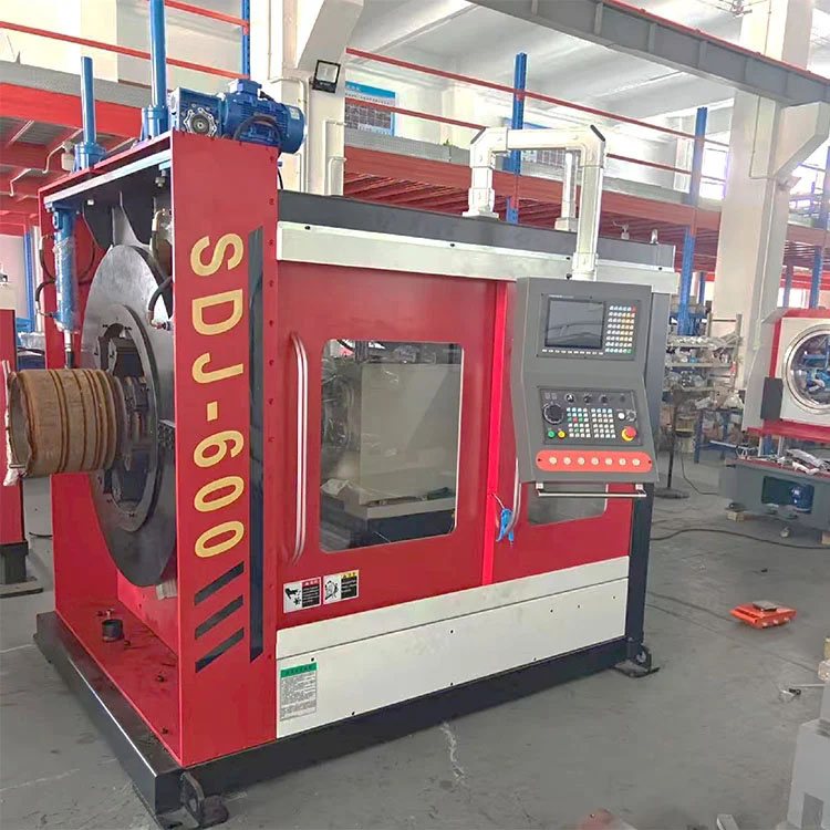 Machine à chanfreiner les faces d'extrémité CNC